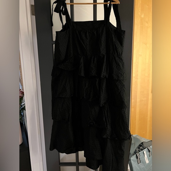 eloquii Plus size asymmetrical tie shoulder ruffle dress, size 24 - Picture 2 of 2